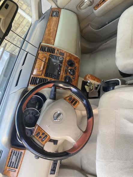 السلام عليكم نيسان فيرسه مكينه 2000 فول مواصفات شاشه فتحه بصمه تحكم جهتين فول حساسات رقم بغداد راعيها يمي بلكوت مديل 2007 سياره جديده مال بيت مرشوشه حزام جماليه  مكينه كير كفاله مناقصها ايشي  سعرها 75 وبيها مجال  ***********
