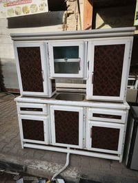 كاونتر متر ونص ابو السنك نظيف  07802277595