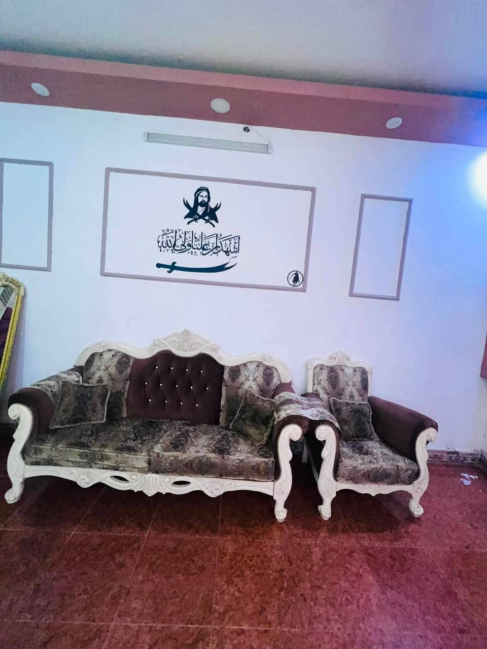 يالله تخم ملكي زان 6قطع 10 مقاعد كلش قوي ونضيف السعر 400ناصريه مركز ***********
