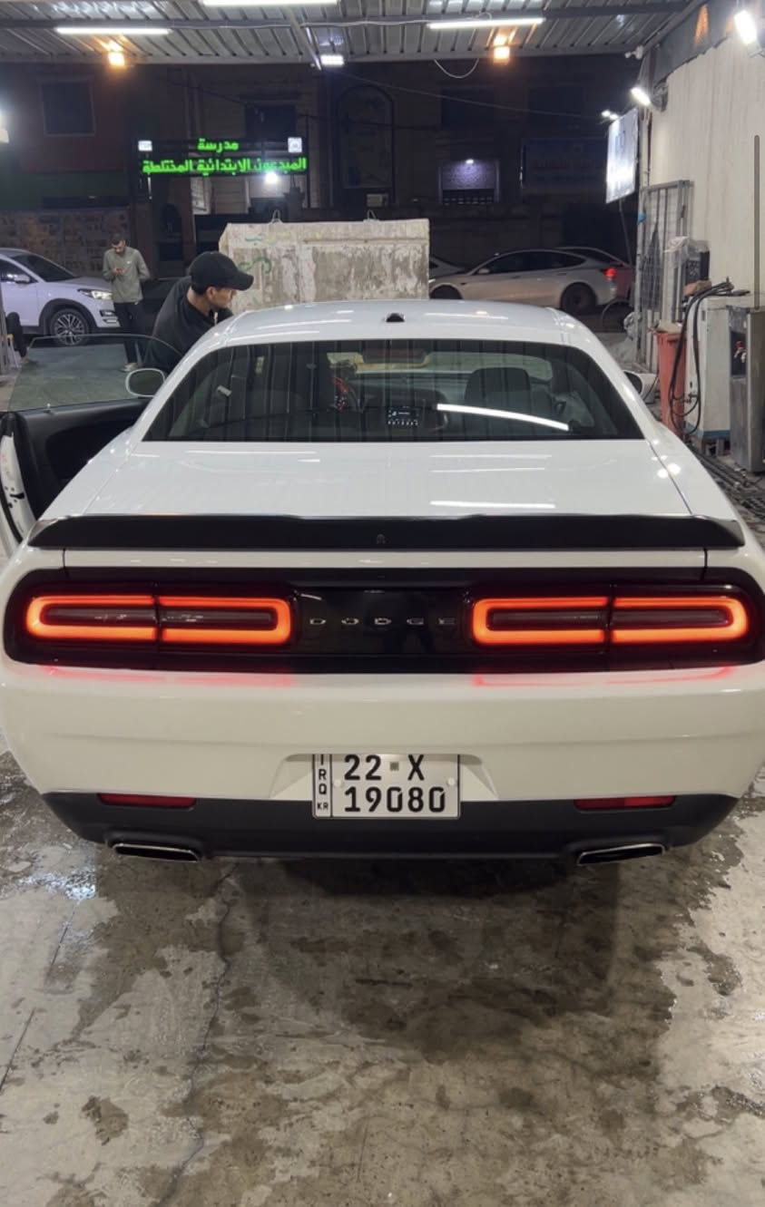 بياع شراي اطبك على صفحة سيارة مالجني مرتبة
سلام عليكم شباب جالنجر 2023 SXT وارد  كندي حادثها صفحة السايق بس جاملغات امامي وخلفي وبدون ايرباك بس صابغيها صفحة ؏َــلمود اللون وماكو إჂ̤ فرق بالالوان صبغها درجة اولى مرتبة حيل  الصورة مالحادث بالمنشور ماشية 56 الف مايل مشي مالامريكا بالعراق مشت شي بسيط السيارة نظيفة حيل حدادية امامي خلفي جديد كير مكينة مكفولات ممفتوح ولا برغي السيارة حلوة مرتبة احلى من الصور السعر 188 وبيها مجال بسيط للاستفسار ***********
