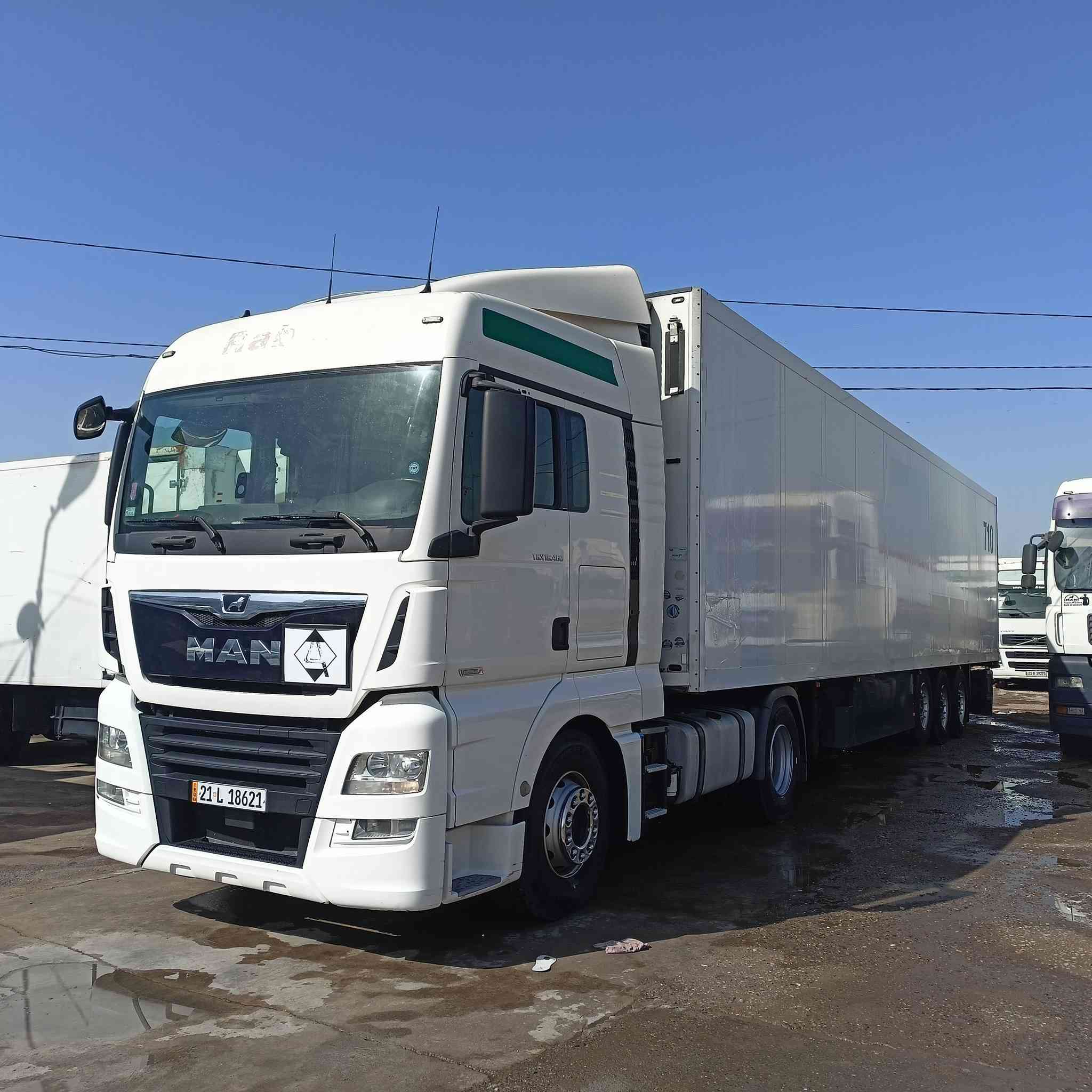 مان تيكه حجم 460 كير اوتماتيك هاف ثلاجه سبلت خزن دبل منامي دبل تانكي براد شمتز جهاز كليار مربوط كامل سياره جاهزه بدون نقص شرط كير محرك شاصي مكفول تخم تاير جديد رقم وسنويه وهزه جديد
براد موديل 2012
مان موديل2017
سعر 460$
عنوان كركوك طريق المطار مقابل جسر حزيران 
معرض المتوكل 
***********
***********
***********
