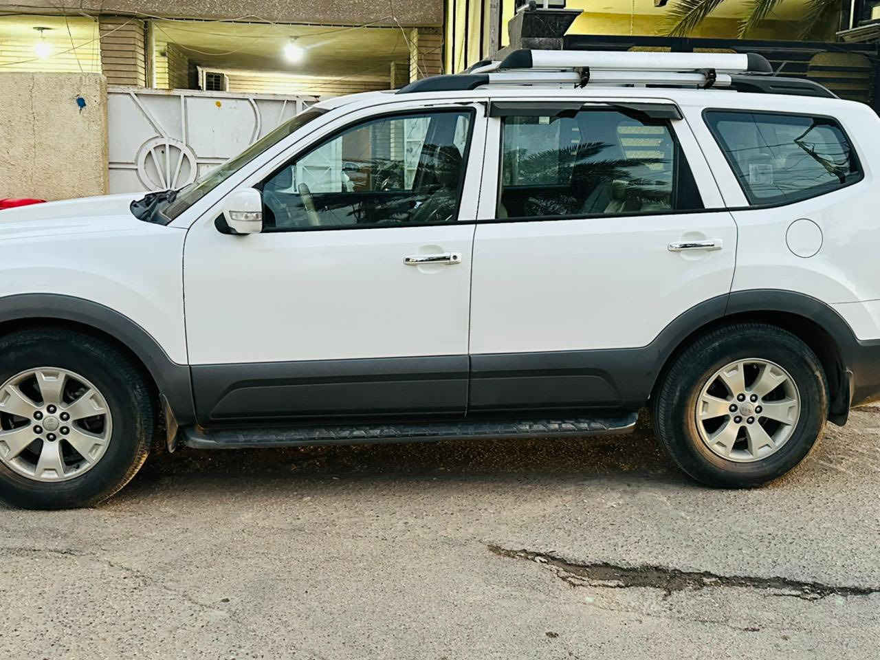 سلام عليكم الرجاء الاتصال على صاحب سياره للبيع كيا موهاڤي 2014 خليجي
المواصفات 
الرجاء الاتصال على صاحب السياره ***********

الموديل 2014 خليجي مكفوله كفاله عامه عدا بكد جعب الاستكان جوه يده باب السايق تو ويل سلايد كشن سايق كهرباء تحكم ستيرن شاشه كامره و محرك 3800 وسياره الحمد لله خير من الله صدر امامي وخلفي كامل 100/100 تخم تاير جديد قبل شهر شاده محرك جاهز ادامه كامله من بلكات  ونوزلات وفلاتر   فيت بم قاعده كامله جديده اصلي موبس  صيانه بشركة موبس على طريق المطار  سبعه راكب 3 قطع تبريد سياره ماشيه 219600 كيلو متر وقابله للزياده ومحرك مفتوح كازكيت فقط وجاهز 100/100 خير من الله مكان سياره الاعظميه  
الرجاء الاتصال على صاحب السياره ***********
***********  السعر 158$ ورقه
