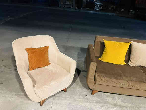 السلام عليكم تخم مستعمل نضيف تركي 10نفر رقم الهاتف ***********
