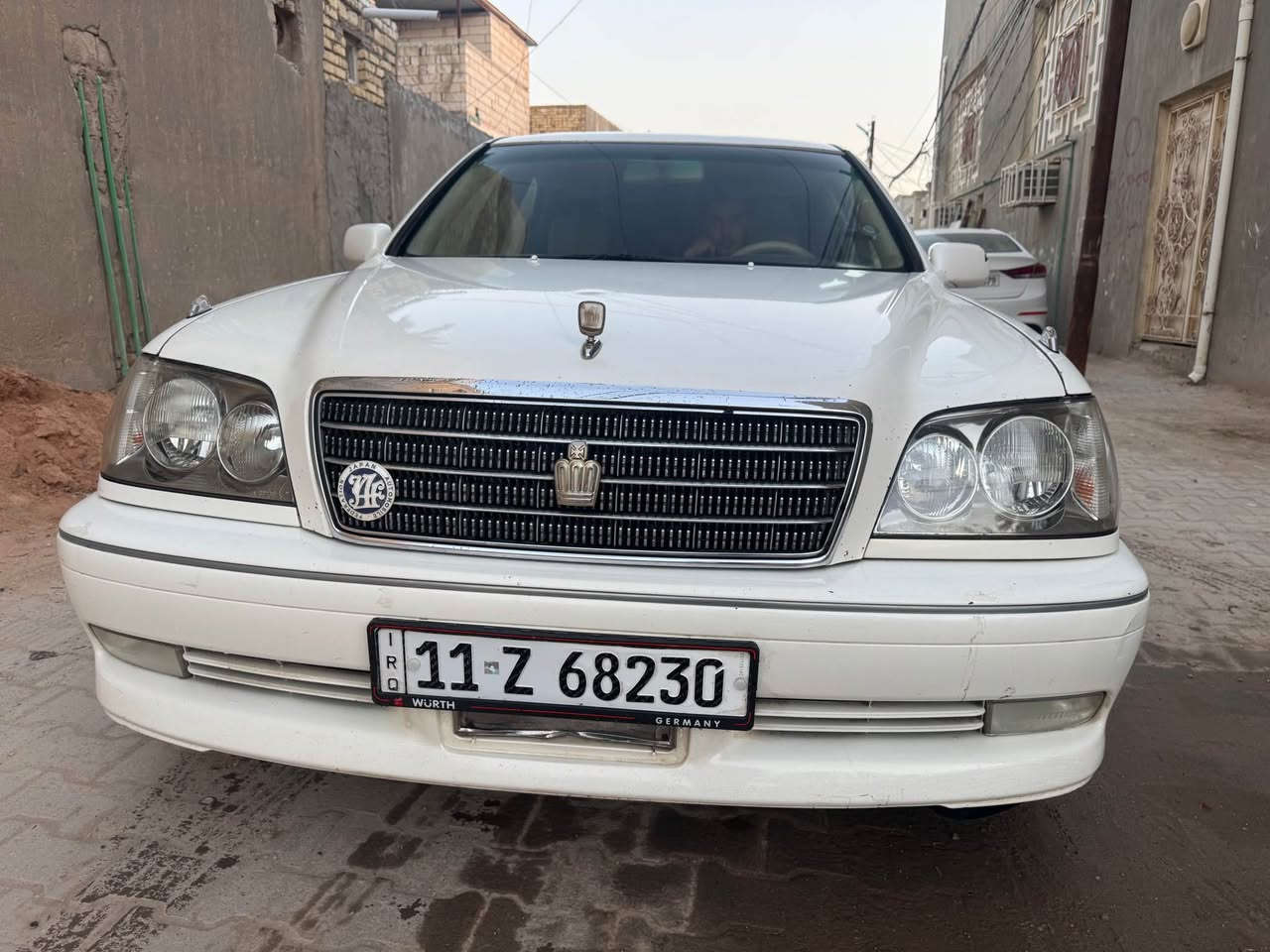 تويوتا كراون مديل ٢٠٠١ اللون ابيض غير محدد تسجيل جديد رقم بغداد انكليزي تحويل ثاني يوم  العنوان النجف ناحية الحيرة .. ***********  ) النجف, العراق
