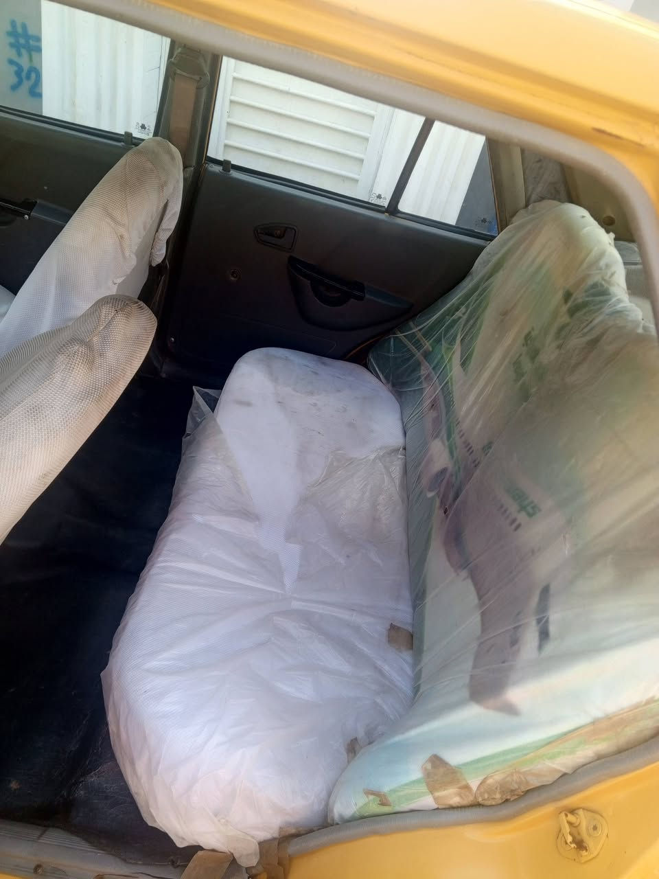 السلام عليكم سيارة سابيه للبيع مديل 12مصفره الهيئة  والغلامات رقم صدامي عنواني  الديوانية  راعيه موجود  بغداد   مباشره التحويل  رقم خاص ***********
