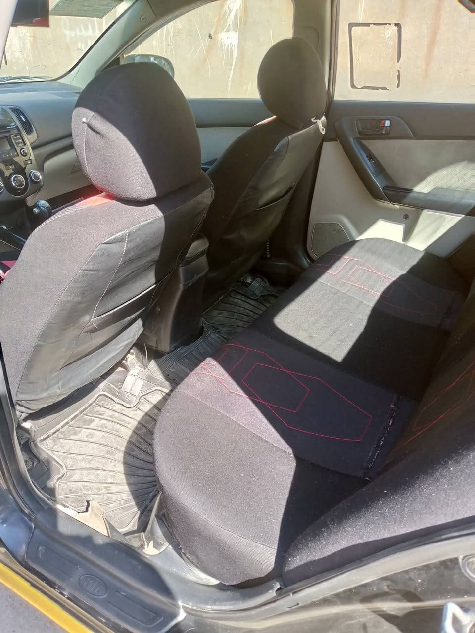 سلام عليكم فوتي 2012بغداد انكليزي بسمي وارد امريكي مكينه 2000مكفوله كير مكفول حداديه امامي خلفي تمام حادث امريكا تبديل قبغ جنطه وتصليح بجاملغ الخلفي باقي السياره كلها ليبل واحد خط وبحث مصفره سياره منضومه غاز شغاله سياره حلوه وجاهزه عنوان ديالى الغالبيه،السعر 85ورقه وبيها مجال قليل حك الجيه اتصل وتدلل***********
