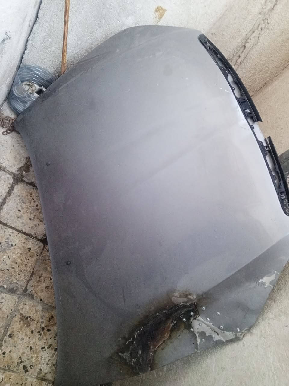 سلام عليكم بنيد سياره سي200موديل 13اصلي مال سياره البلاد بي بس هاي وخربوه سمكري ويسونه كالو عند أهل الفافاون سعره150وبي مجال حك جيه عنواني بصره جمهوريه رقمي***********
