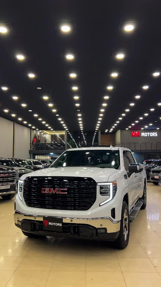 مرحبا بيكم -Welcome-بەخێربێن النوع / GMC الموديل /SIERRA - SLT  سنة الصنع /2026 المحرك /V8-5.3L-355hp ناقل الحركة / أوتوماتيك   نوع الوقود / بنزين  عدد الاميال /صفر  بۆزانیاری زیاتر پەیوەندیمان پێوە بکەن جێگای دل خۆشییە *********** *********** ناونیشان/ Erbil 100m Road opposite Cherry Com - MK motors ‎‏#kurd #kurdistan #cars #bmw #mercedesbenz                        
