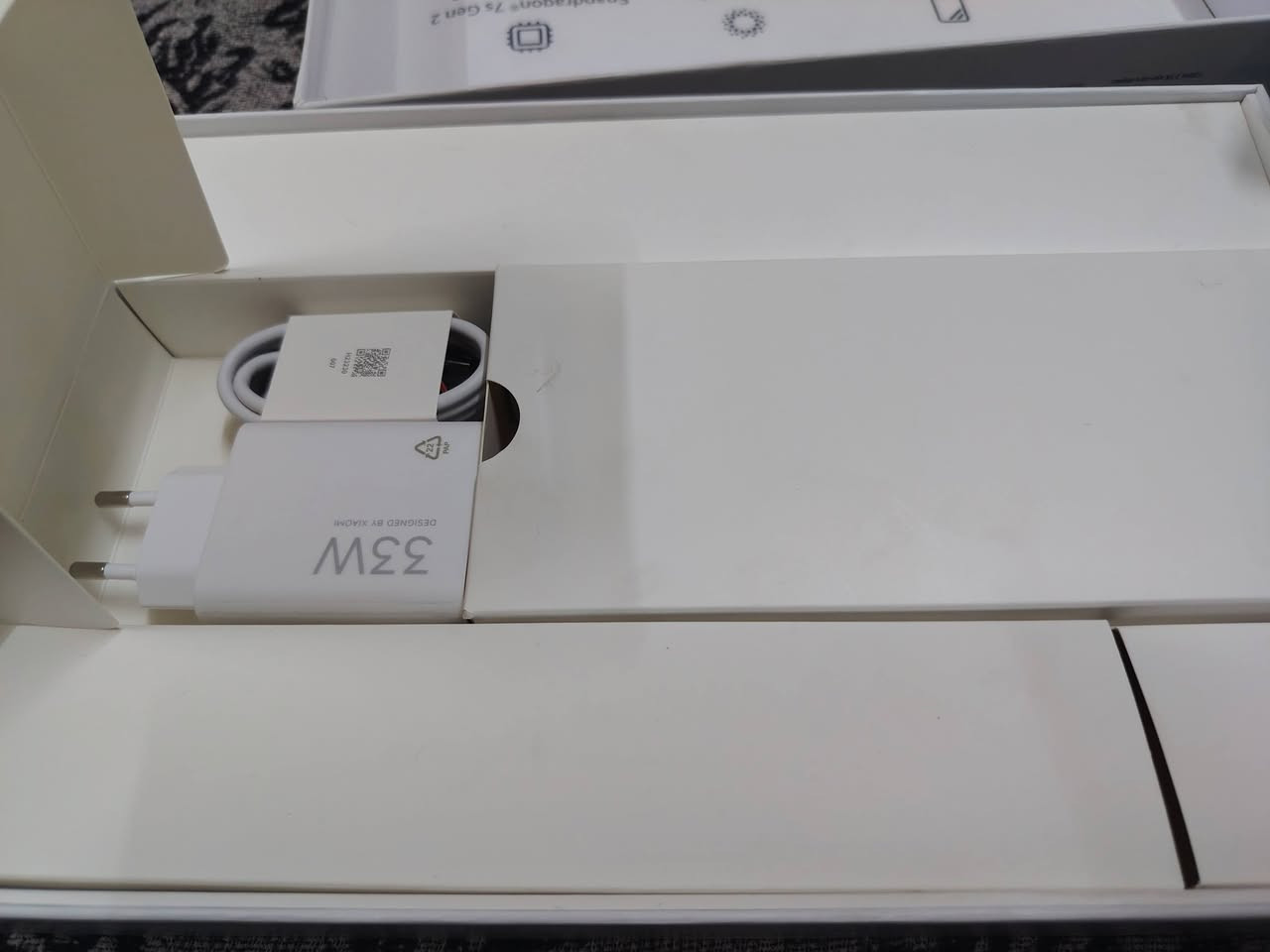 السلام عليكم
ايباد ريدمي باد برو 
شركه شاومي 
الجهاز مستخدم 10 ايام فقط نضيف بمعنئ الكلمه يعني الشاحنه ممطلعها 
السعر 325 
***********
اتصال وبي واتساب
يوجد توصيل
