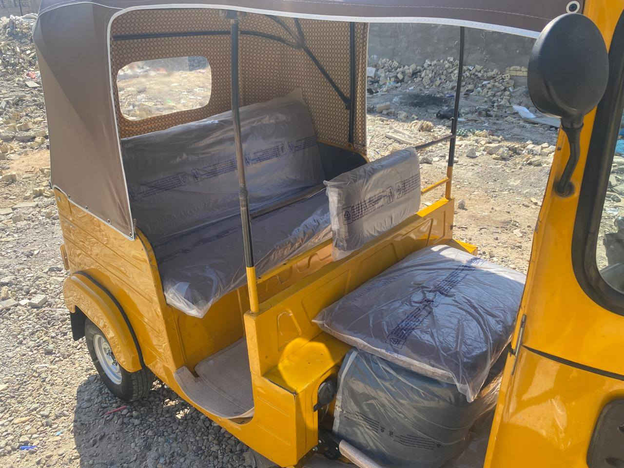 يا الله سلام عليكم تكتك موديل 20شهر 11 تكتك كفالهه بس دوس معمره تكتك ما ناقصهه ربع مال جناي مكاني بغداد حي لكوفه قرب تقاطع حيور السعر 6 و500الف وبيهه مجال 
***********
