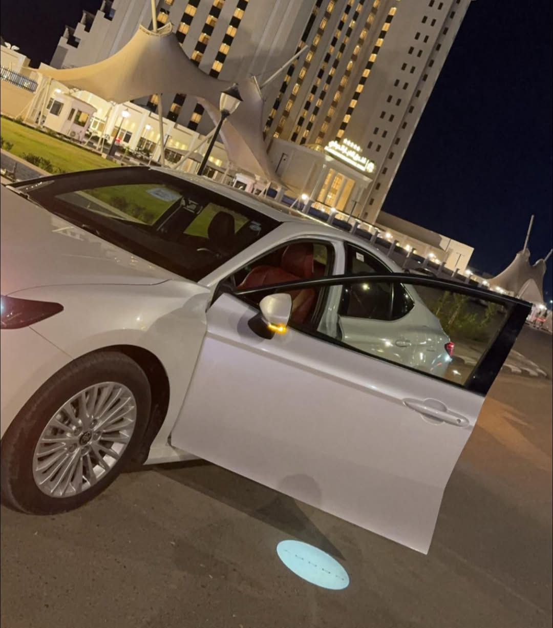 للبيع كامري  بانزين فقط  2025 موصفات LE 
رقم اربيل تحويل باسمي 
موصفات معروفه فتحه سقف سياره مكفوله من  كلشي بدون اي ضرر او شخط اخت زيرو ماشيه 19 الف 
للاستفسار او تواصل على رقم التالي 
***********
