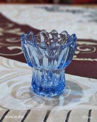 زجاج أزرق • فازة صغيرة • مزخرف راقي