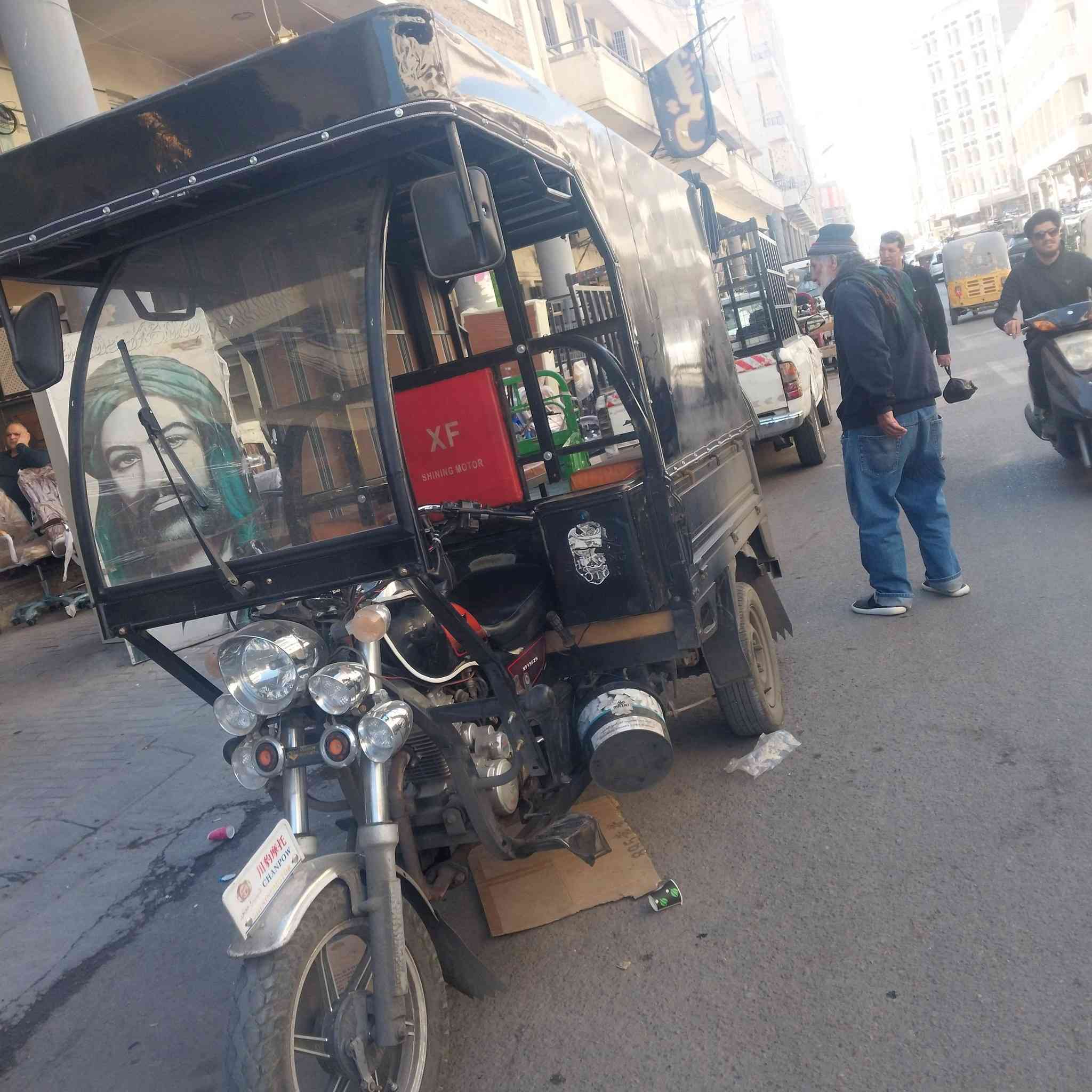 للبيع بغداد الشعب 
موديل 20 ستوته خيرمن الله جاهزه 
*********** ابوخالد السعر 2 مليون وربع
