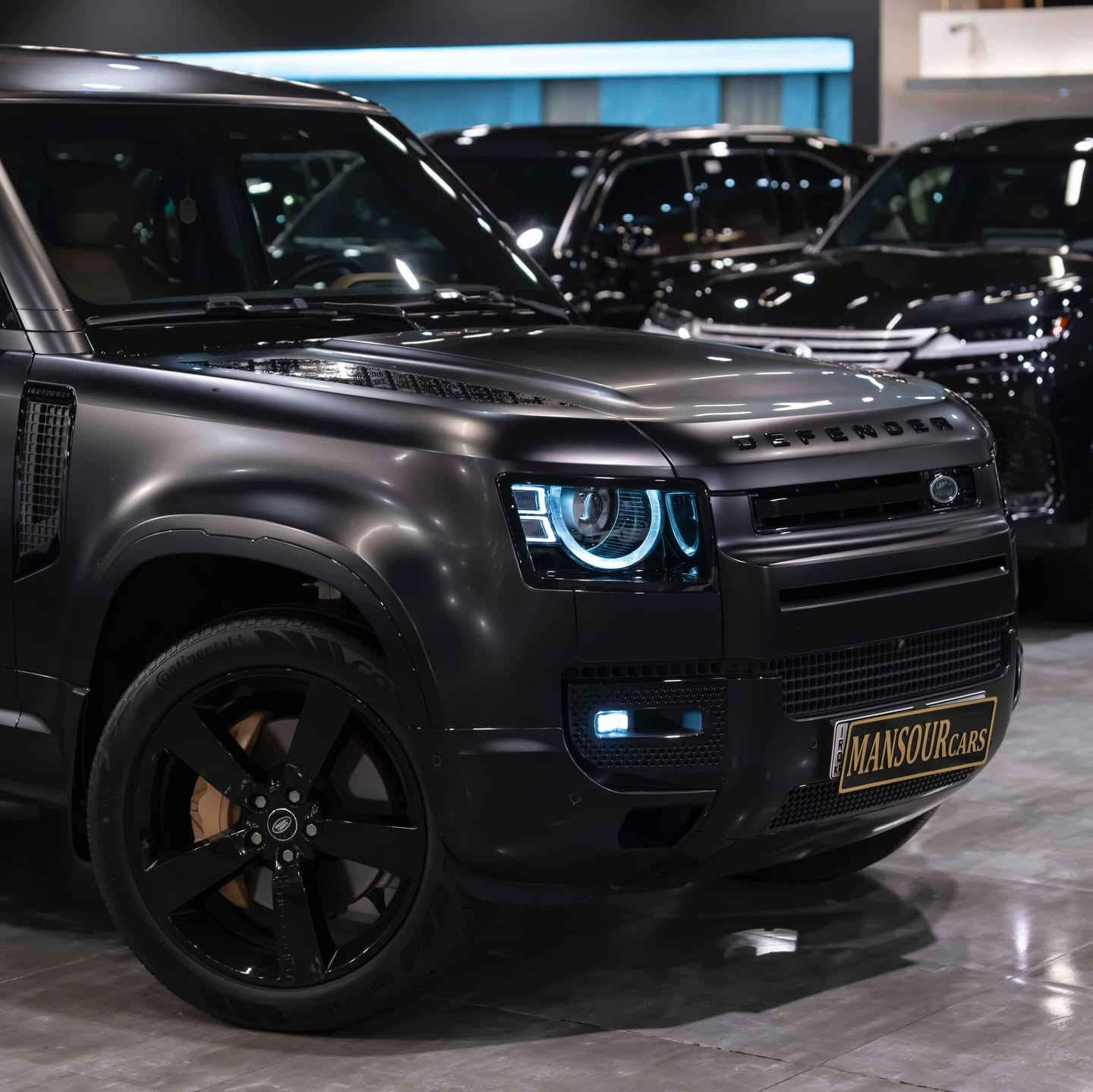 ‏Mansur cars 
عربي / كردى 
.   
النوع :  LANDROVER
الموديل :   DEFENDER  HSE P400
سنة  الصنع :  2025
المحرك : v6
ناقل الحركة :  AUTOMATIC 
نوع الوقود :  بنزين  
الحالة :   خليجي   سردار 
عدد الأميال  : 17,000   Km
‏#MANSUR_CARS_ERBIL_F1    
:::::::::::::::::::::::::::::::::::: 
درووستکراوی :- LANDROVER
مۆدێل :   DEFENDER HSE P400
ساڵ : 2025
بزوێنەر :V6
بگۆری بزوێنه‌ر :  AUTOMATIC 
سوتەمەنی :  بنزين 
دۆخ :خليجي سردار 
ماوەی رۆشتوو :  17,000    Km
‏ ‏#MANSUR_CARS_ERBIL_F1  
:::::::::::::::::::::::::::::::::::: 
‏‎‏‎🗺️ العنوان: ERBIL- 40m STREET 
‏ / MANSUR CARS
‏‎‏‎📱 للاستفسار يسعدنا تواصلكم معنا على الأرقام التالية
‏‎‏‎📱بۆ زانیاریی زیاتر خۆشحال دەبین بە پەیوەندیتان بە ژمارەکانی
 
***********
***********
