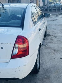 اكسنت • ٢٠٠٧ • جير عادي