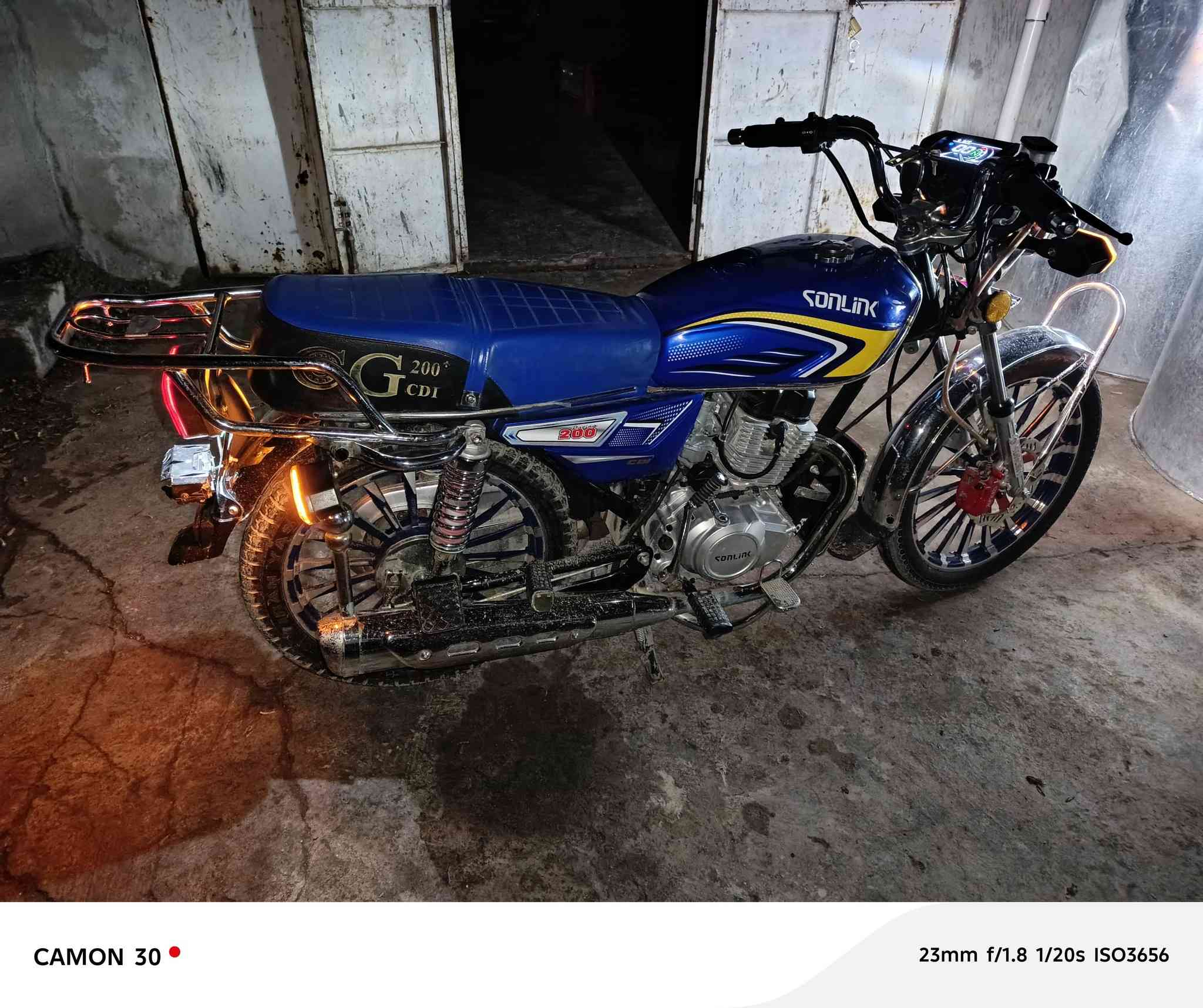 مكلف بالنشر دراجه 5 كير موديل 24 اي نقص ما بيها السعر 675 وبيها مجال اتصال ع صاحب دراجه ‏‪***********‬‏
