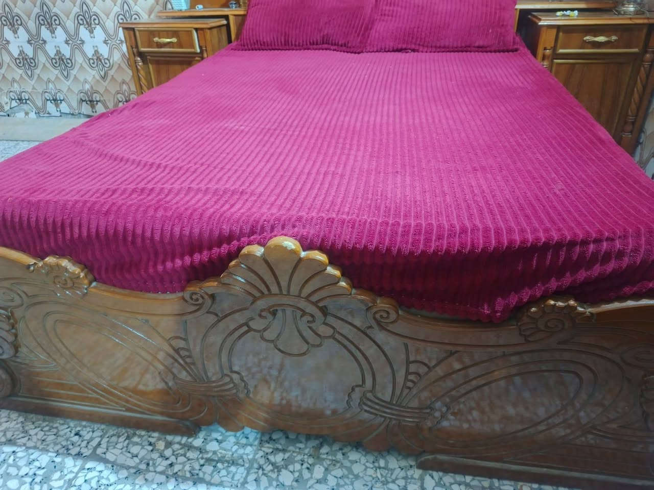 غرفة تزكام للبيع نظافتها  100/100  كلش جديدة رايديها 1250 وبيها مجال للإستفسار   ***********
