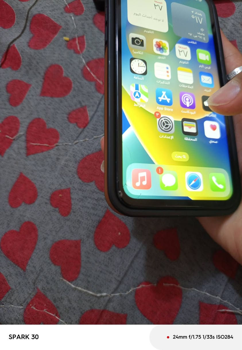 السلام عليكم ايفون اكس عادي ذاكره ٦٤نضيف الجهاز حلو الجهاز بي بس السماعات متحركات مدري فاتات الجهاز مادري شمبدل بي او بي ثلم بل شاشه قليل مامبين أصلن عد الكلته كلشي شغال رقمي ***********مادري سعر 100بي مجال مستعجل
