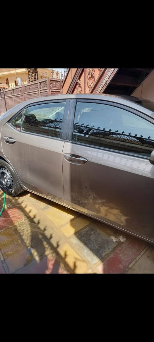 كورلا مديل ٢٠١٧ رقم اسلمانيه  لون نفطي نضيفه كلش ضارار بصيط كلش جامرلوغ امامي ربع منه فقط وسونار داخل المنشور السعرعلى الخاص ***********

