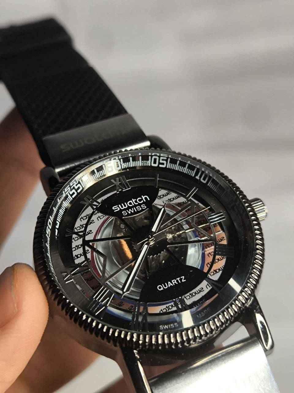 ساعة من ماركة سواجSWATCH 

تحفة فنية 
مكينة كوارتز 
ميناء والكيس سكلتون مميزة وارقام لاتيني
زجاج ياقوتي معدني ضد الخدش 
مقاومة ماء وغبار 
سير ربل طبي ضد البكتيريا وتجمع الاوساخ 
القطعة مختمة بالكامل 

السعر :-20 الف ع اول تم 
للحجز والاستفسار يرجى مراسلة الصفحه عمارة, ميسان


**إذا كنت صاحب هذا الإعلان وتريد حذفه لأي سبب، رجاءا أرسل رسالة إلى الدعم الفني**