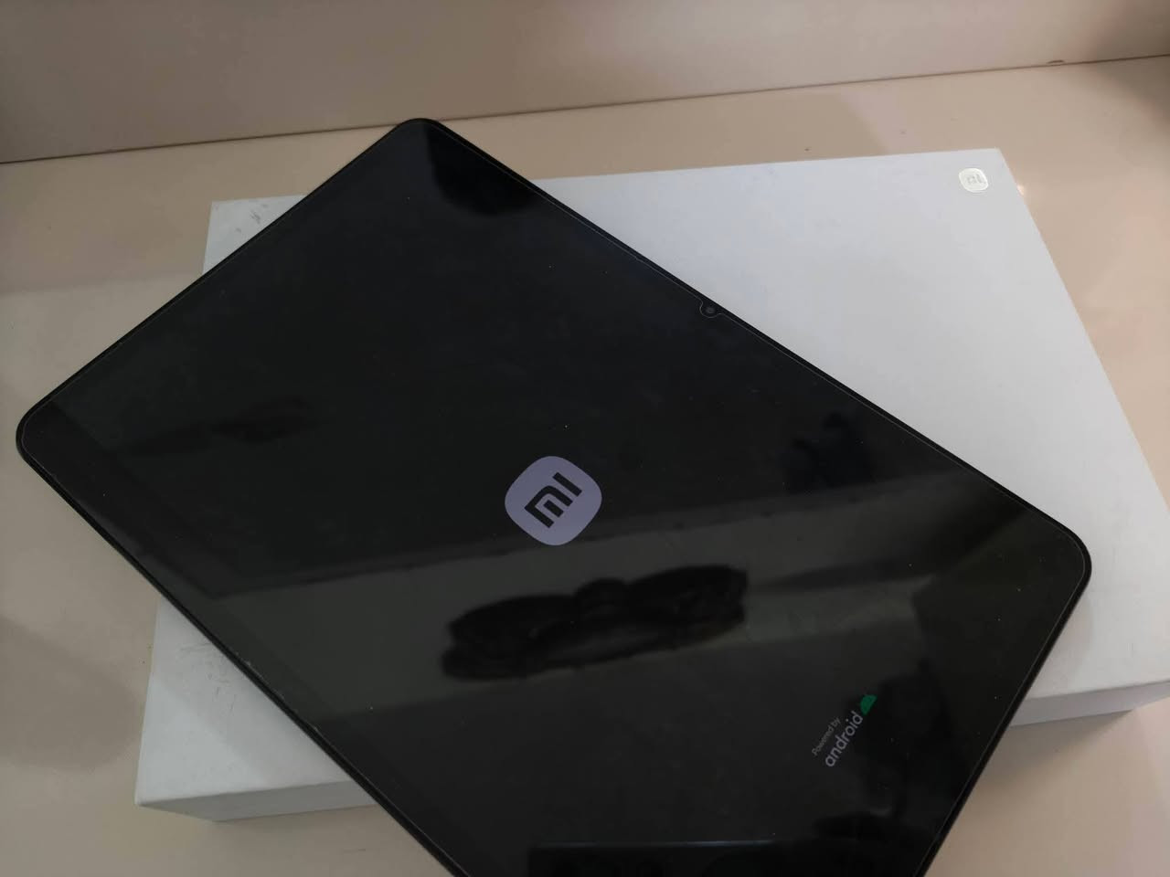 ايباد شاومي باد 6
ذاكرة 256/8
نظيف شرط
ملحقات كارتونه
سعر ١٠٠ وبي مجال 
عنوان بغداد: تواصل على الارقام 
‏‪***********‬‏
‏‪***********‬‏
