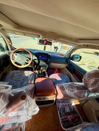 لاندكروزر • ٢٠١٢ • ١٢٢٠٠٠ كم