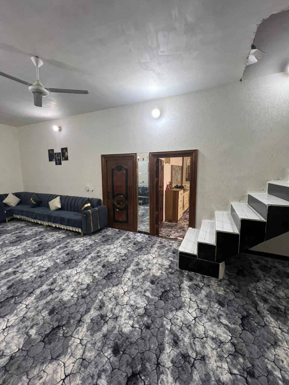 دار للبيع  معا اثاث بيت جاهز من كلشي تكريت الشهامه شارع تبليط 15متر   مساحه البيت 400  ٢غرف نوم صاله مطبخ ديوان وحمامات بيت جاهز معا اثاث تواصل معا صاحب دار. ***********ملاحضه بيت عقد زراعي سعر38مليون
