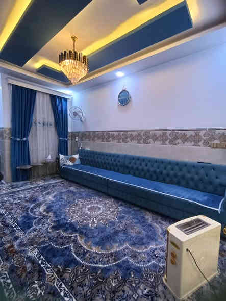 دار للبيع للبيع 
الموقع / حي الاعلام قرب دانية ماركت 
مساحة / 112.5م واجهة 6م وربع 
الاتجاه / شروق 
شارع عرض 12متر 
طابقين بناء حديث 2023
ط1 غرفة نوم وهول واستقبال ومطبخ وصحيات 
ط2 ثلاثة غرف نوم وهول وصحيات وبيتونه وسطح كاشي 
سند طابو الزهور 
للاستفسار عن السعر الاتصال 
***********
*********** واتساب 
مكتب قصر الفخامة للعقارات والمقاولات 
حي النور سايدين دانية ماركت بعد ملعب كلاسيكو
