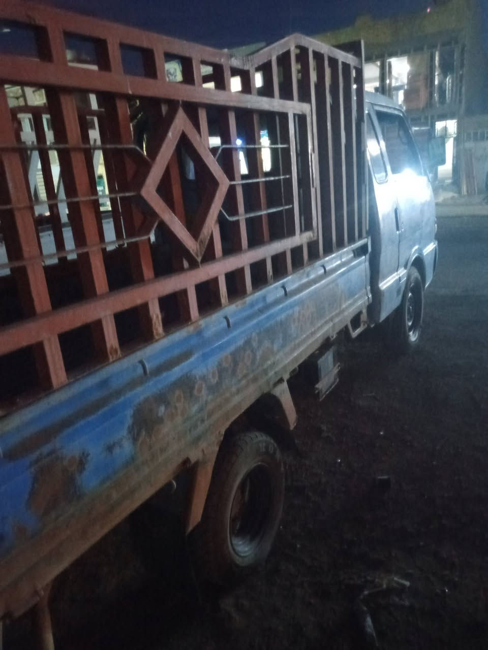 بنكو 95 انبار مشروع وطني 6جنكال..محرك لاصرف ولا بخار كير شرط رقم شاصبي موجود تخم تاير كهربائيات 
شغاله سياره كامله فقط بيها جراد بصفايح .. باسمي تحويل مباشر ./55 وبيها مجال .
/***********
