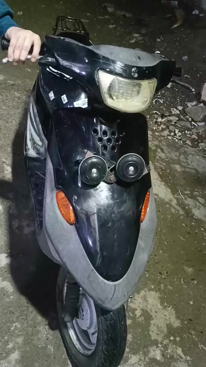 ماطور نحله 9 ازروف بس بي صوت اكسن السعر 350 وبي مجال
*********** الي يحب يتصل على هذا الرقم
