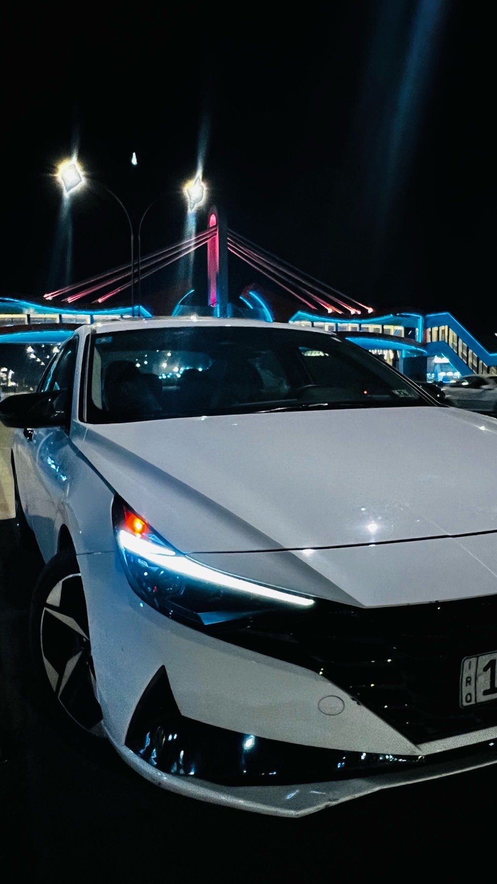 هونداي النترا 2022 هايبرد (بانزين +كهرباء) لمتد فول ١/١ لون ابيض دخول جديد ترقيم جديد رقم بغداد الدولي باسمي تحويل ثاني يوم .
ماشية 37 الف ميل
المواصفات:
بصمة
تشغيل عن بعد
دخول ذكي
إنارة ترحيبية في قبضات الابواب 
صندوق ذكي يفتح عند الاقتراب 
رادارات  
نظام محافظة على المسار 
قيادة ذاتية 
شحن لاسلكي
حساسات خلفية
إضاءة اماميه
بك لايت لد
كشنات جلد اسود
وضعيتين خزن ميموري لمقعد السائق
تبريد و تدفئة المقاعد الامامية
اضاءة دشبول الوان متغيرة ambient light
سلايد روف 
تبريد شاشة مناخين منفصلين 
شاشة معلومات كبيرة متصلة
شاشة عدادات دجتل 
نظام صوتي سماعات 8 boss
اوتوهولد autohold
هاند بريك بصمه finger brake 
وضعيات قياده ( سبورت ، نورمل ، سمارت)
مراية وسطية تعتيم ذاتي 
بك لايت لد 
‏Abs &Esp
بدووون ايرباااك 
حادثها نهاية الجاملغ الخلفي جهة السائق 
راجع بارد بدون صبغ
مكان السيارة ذي قار 
*********** متوفر واتساب