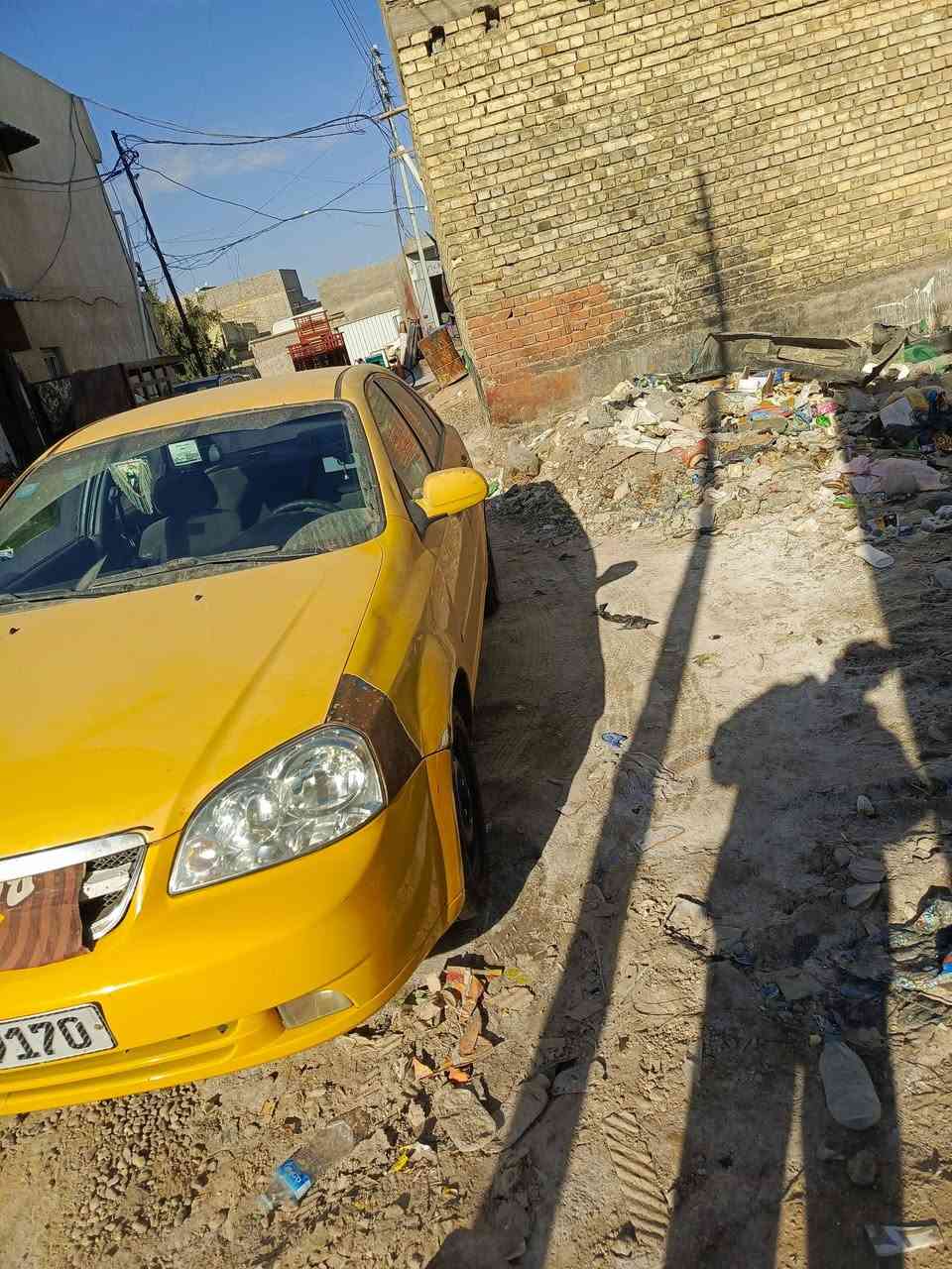 سلام عليكم عندي ابتره 2012 سياره بدون صبغ بس جملغ امامي مال سايق كير عادي السعر 70 وبيها مجال قليل بسمي بغداد نكليزي مصفره هيه وغرامات تخم تاير صدر جديد مكنيه جديده كل نقص مابيها *********** يوجد 👉واتساب
