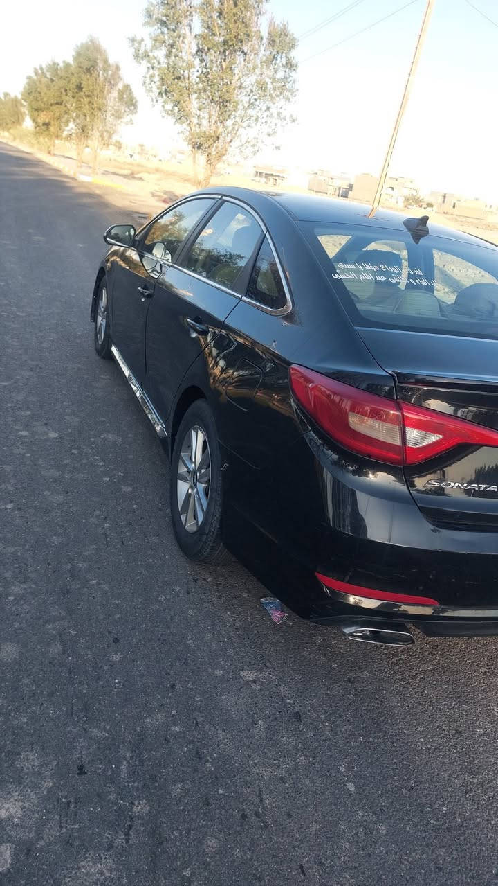 سلام عليكم سوناتا للبيع مديل 17 بيها قطعتين صبغ سعر مناسب 115 وبيها مجال لشراي العنوان بلدروز ***********
