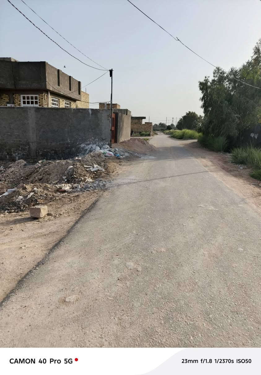 السلام وعليكم للبيع قطعه مساحته 100متر طابو زراعي سند 25 مدفونه تراب وسبيس
منطقة حي النصر قريبه على شارع العام عارضه ب20 وبيه مجال شي بسيط هذا رقمي ***********
