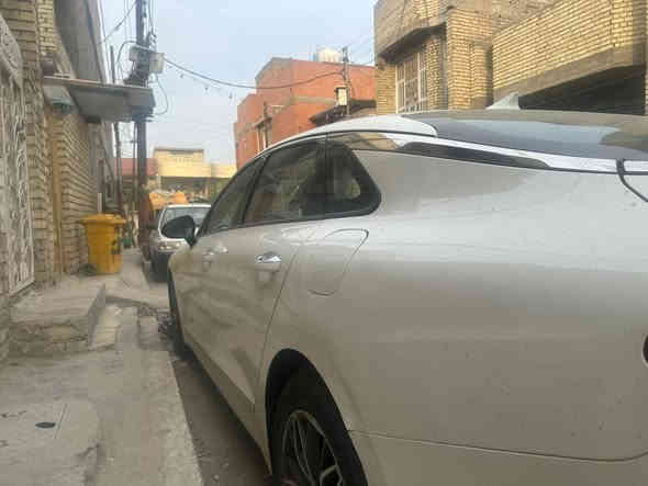 K5
موديل ٢٠٢٣ خليجي
بيها جاملغ خلفي الايمن شبر حار وجاملغ خلفي الايسر بارد وشخط بالبنيد والجامة الامامية بيها فطر
رقم اربيل
ماشية / ٥٧
المواصفات / حساس امام خلفي / كامراه دوراة / مقاعد جلد / مقعد السايق كهرباء / شاشة دجتل 
وبيها بعد مواصفات
السعر 18,900$
العنوان / بغداد البلديات
***********
