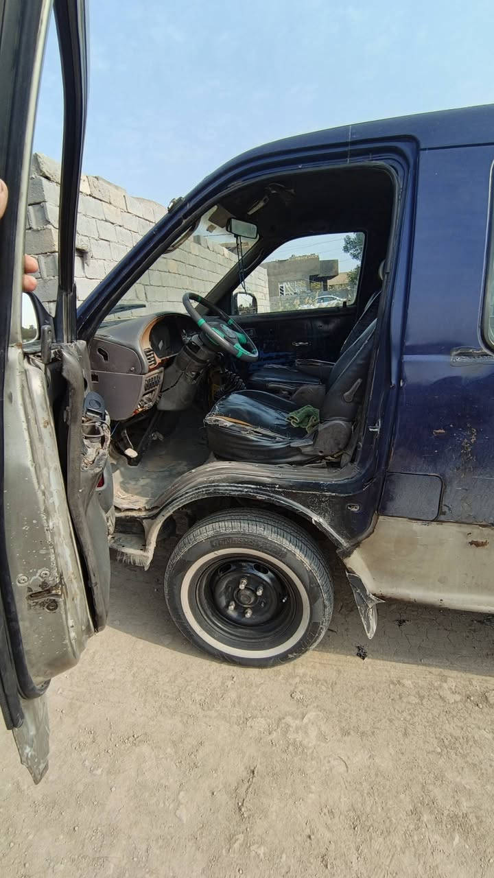 سلام عليكم بريجو موديل١٩٩٦ كير اكسن جديد مكينه فاره يطق اربع شواصي كفاله دواخل نضاف الكشر بلادي تخم تاير جواها جاهزه بس المكينه فاره يطق ابيع هلموجود لمكان بابل مشروع لسعر٢٢وبيها مجال***********
