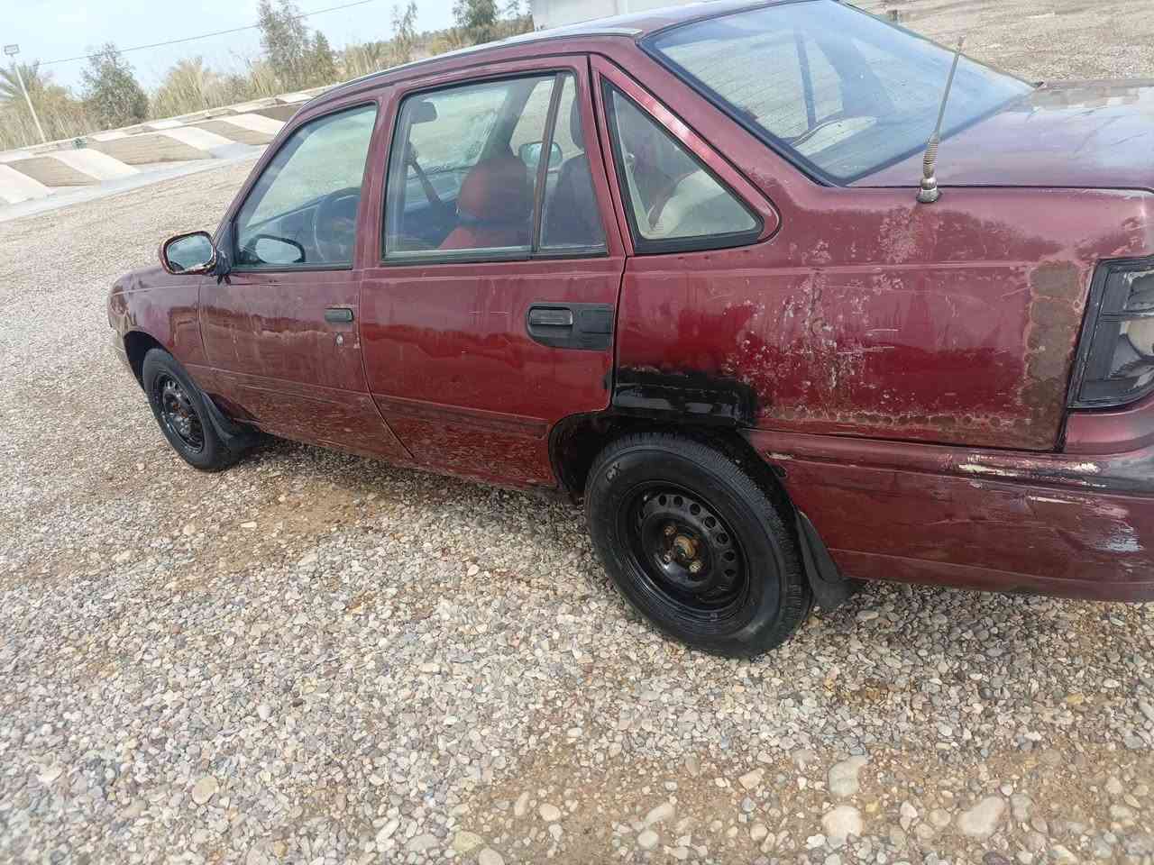 دايو موديل 95 سياره بلاديه كامله مكمله كلها شغاله مكينه جير صدر تايرات كفاله عامهه بدون صبغ وبدون ضربه سعر السياره 18 ورقه مكان السياره ديالى الخالص الشراي يتصل بشرط التحويل الشراء يتصل ***********
