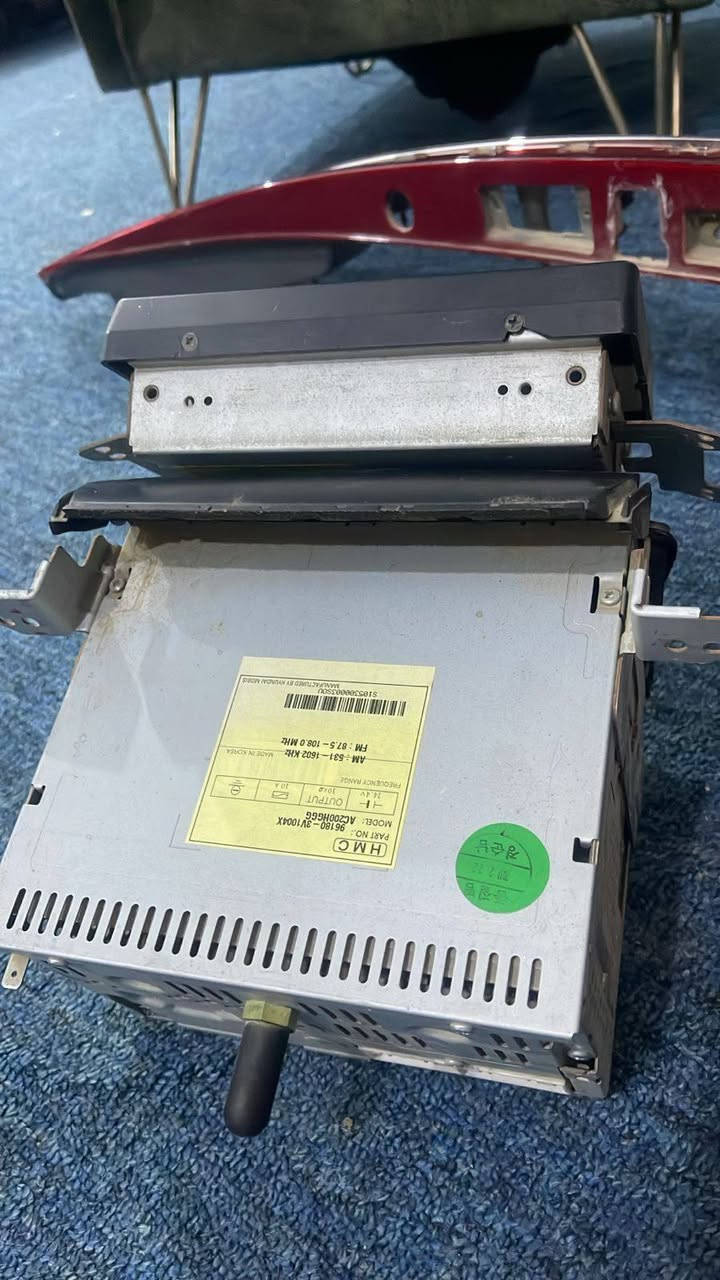 سلام عليكم.
للبيع. مسجل. وساعة ازيرا موديل 12ال 15
 دشبول. شغالات مال تفصيخ السعر جوة سوك ب45
مكان الديوانية
***********
