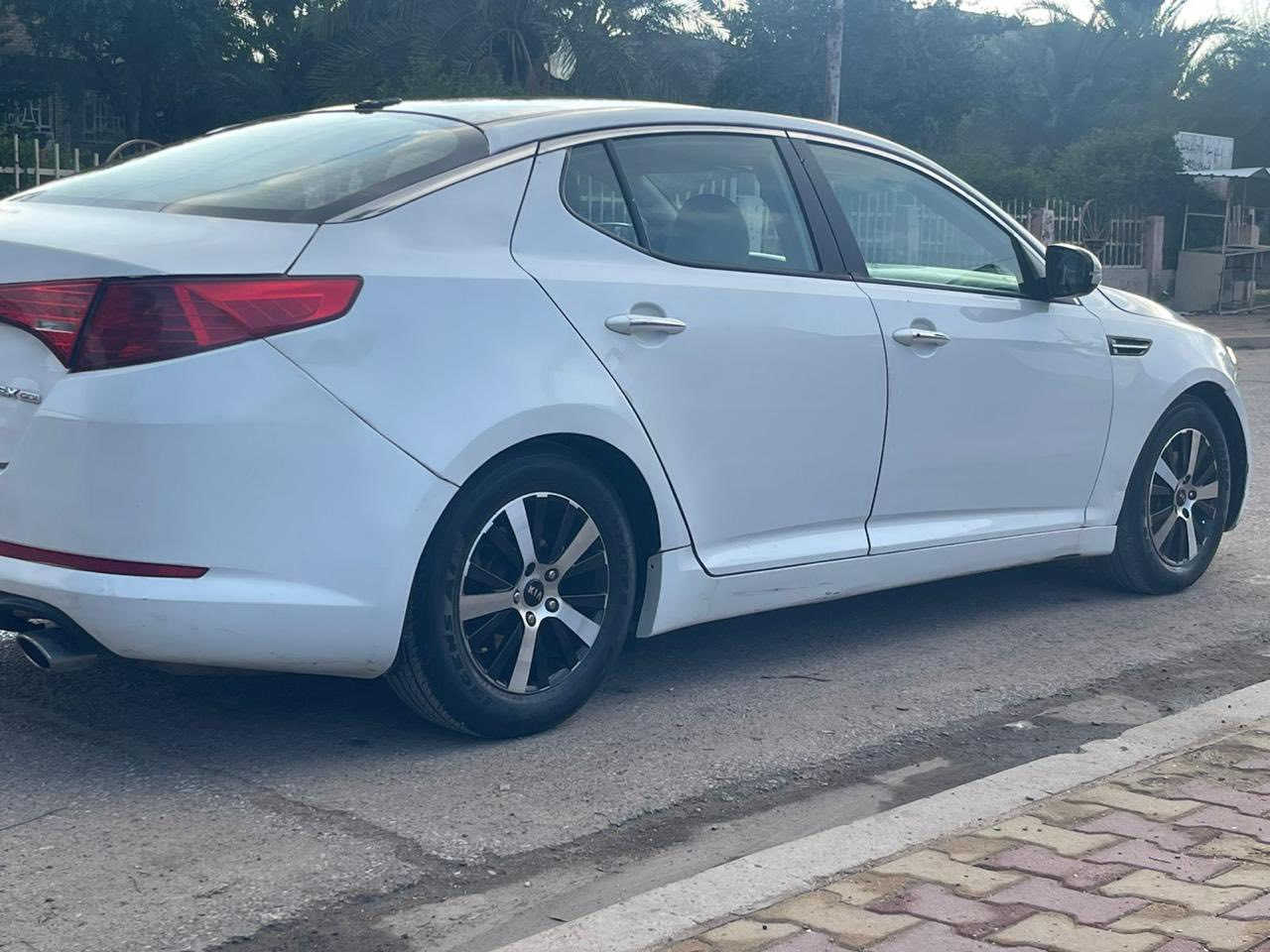 السلام عليكم !البيع  مستعجل 
السعر : 84$ وبيه مجااال
***********
كيا اوبتما موديل 2011 Vip فول  الفول مواصفات بانوراما بصمه مري شفط خمسه ويل كب تبريد امامي خلفي جلد كشن كهرباء لد امامي خلفي حساسات كامره شفتات استيرن فول تحكمات غرفه ملونه مع الصاج السياره  بيه مكانات صبغ  رقم وهزه وسنويه جديده بغداد بأسمي كير محرك تبريد حداديه  

بغداد
