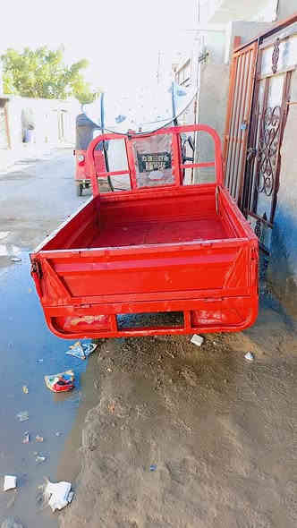 ستوته شحن للبيع سعرها 750 الف مكانها الدوره شارع 60 اكبر حجم شغاله كل شي ما بيها يعني قبل للشارع تتواصل على رقم الهاتف*********** ويوجد واتساب
