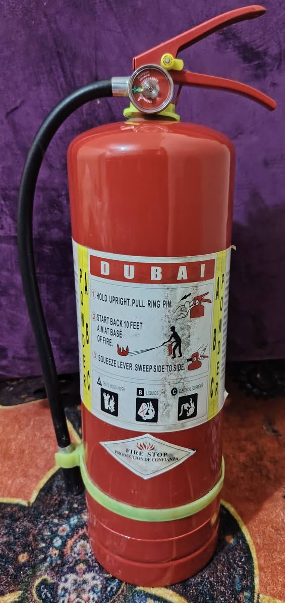 طفاية حريق نوع دبي 6 كيلو باورد
طفاية حريق جديده غير مستعمله
المؤشر باللون الأخضر وجاهزة للاستعمال فوراً
مناسبة للبيت، المحلات، السيارات، أو الورش

تطفي حرائق:
✔️ الخشب والورق
✔️ السوائل مثل البنزين
✔️ الأجهزة الكهربائية

💰 السعر: 30/000  الف

📍 المكان: بغداد – الحبيبية
📞 للتواصل خاص


**إذا كنت صاحب هذا الإعلان وتريد حذفه لأي سبب، رجاءا أرسل رسالة إلى الدعم الفني**