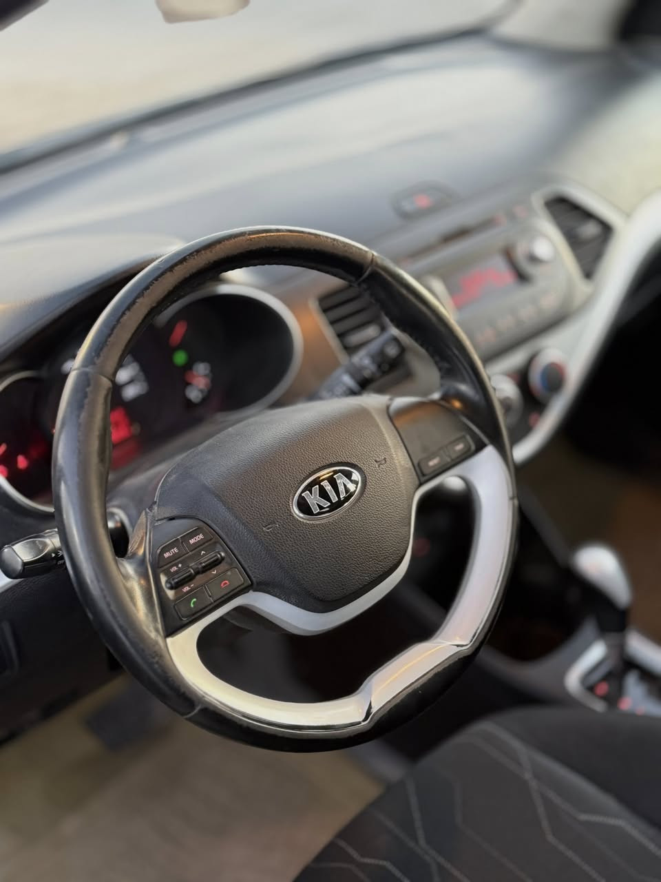 كيا بيكانتو
2016

رقم بغداد 

حجم المحرك اربعه سلندر

مري شفط

الضرر حالوب فقط

🚦يوجد بيع و شراء و مراوس🚦

للاستفسار الاتصال/***********

العنوان / ديوانية -منطقة المعارض
