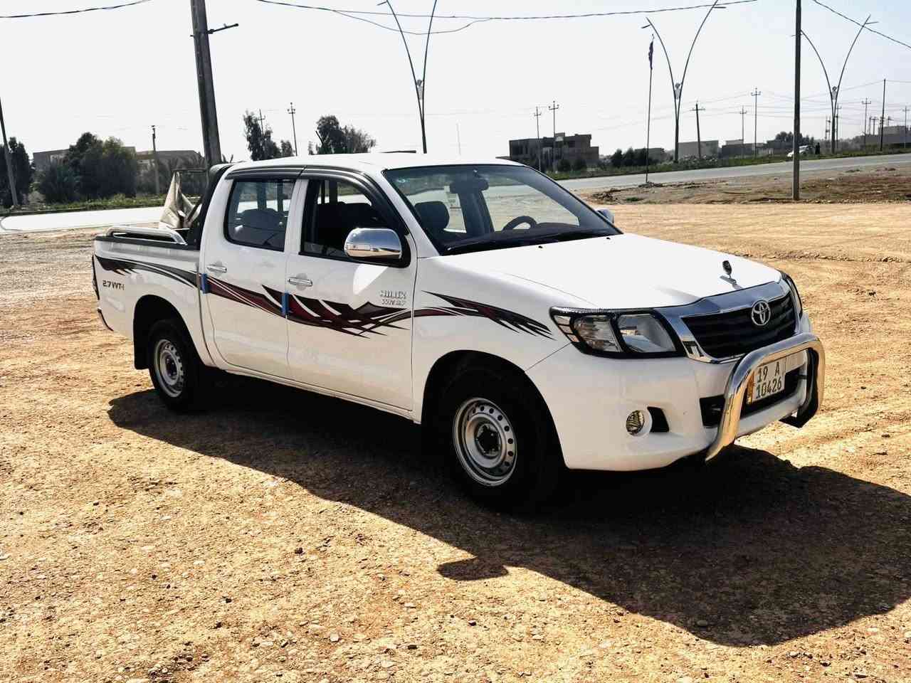 سلام عليكم
هايلكس للبيع موديل 2013
السيارة بيهة  ثلاث قطع يعني بجم
السيارة كير اتو ماتيك
سيارة جديدة
سيارة رقم كربلاء بسمي تحويل ثاني يوم 
سعر 175
رقم الهاتف ***********
