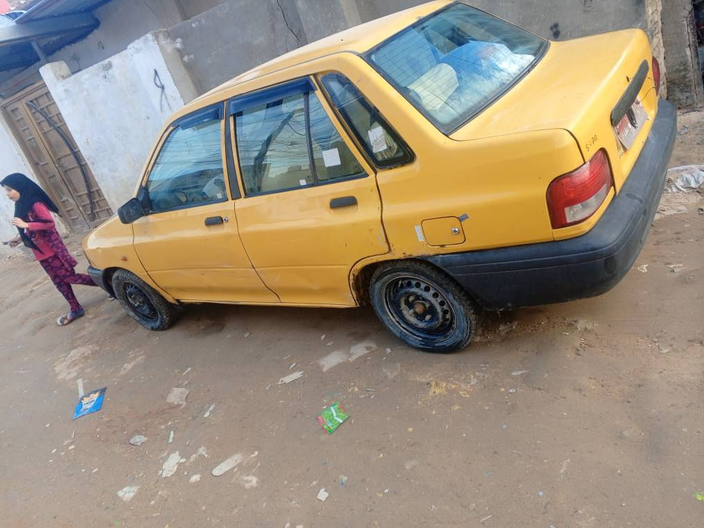 سايبه للبيع كير ومكينه نضاف بور حداديه نضيفه 
راعيه بغداد ماواصله بيع ابيع عل اهل هاذه العنوان نجف سعر ب 6ورقات ***********
