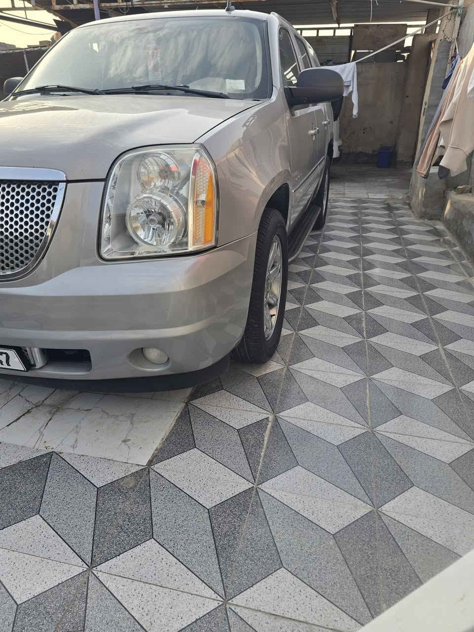 السلام عليكم للبيع يوكن ابتر  فول مواصفات فتحه شاشه صندوق كهرباء  تحكمات اهوايه مواصفات  مكفوله ضربه او صبغ او تبديل فقط بيها الارباع فقط  مديل 2007بسمي رقم بصرة الدولي. جاهزه من كلشي  السعر 190  للاستفسار ع رقم ***********
