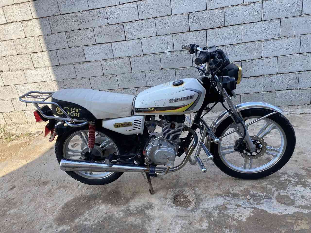 دراجه ايراني للبيع موديل 2021 كهربائيات شغاله السعر 350وبي مجال مكان الرمادي الشراع للستفسار ***********
