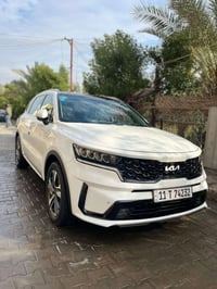 سورنتو للبيع موديل 2022 ماشية 50 الف  فول مواصفات واحد على واحد   بنرا...