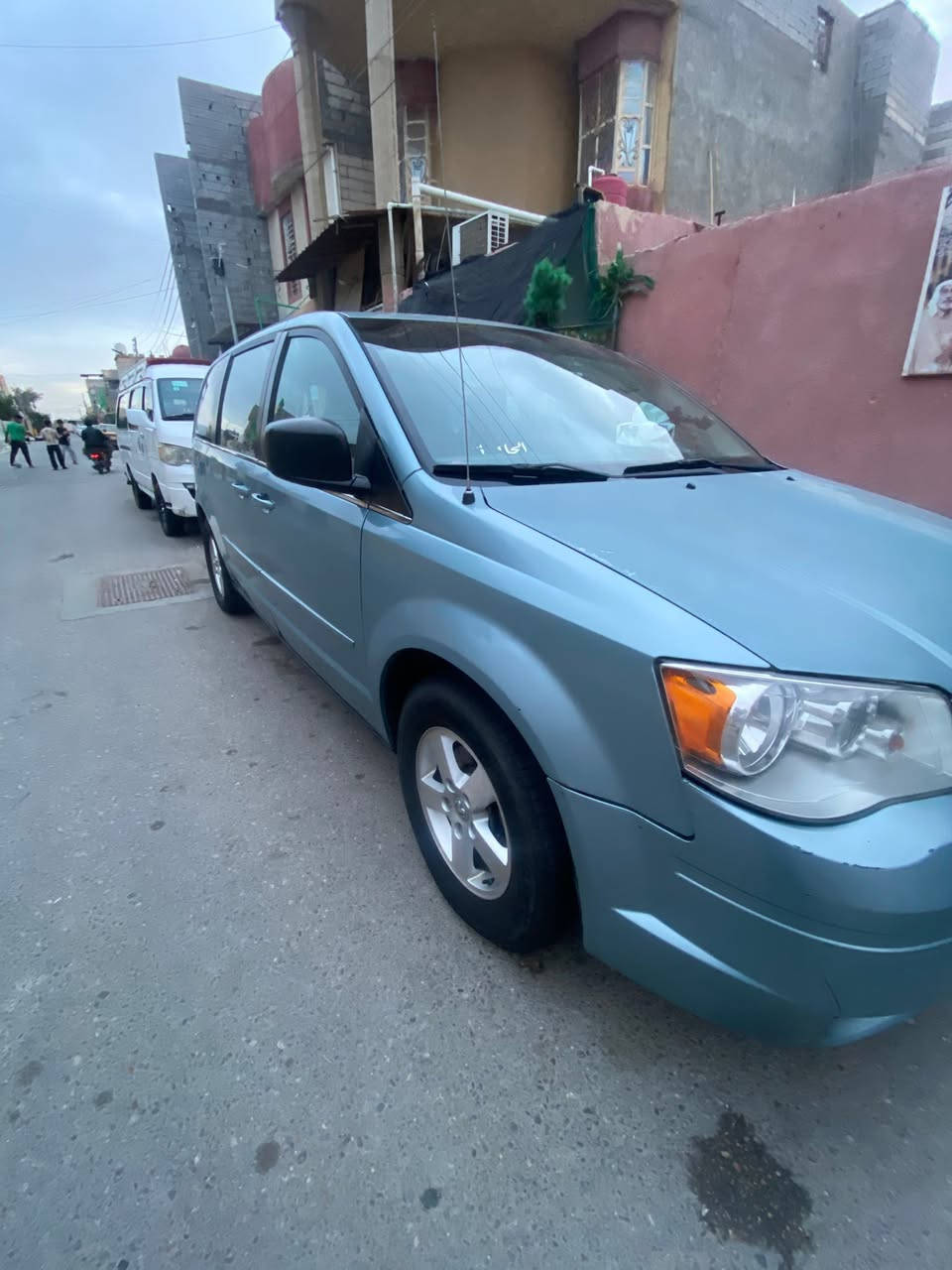 سلام عليكم كرايسلر كرفان موديل 2009 رقم بغداد 

سياره كفاله من ضربه لغد وشاصي ودواخل بيهه اربع قطع صبغ بيعلك حزام وبيهه ضربه جاملق الكدام بدون دواخل وجايب واحد وما شاده حداديه قبل سبوعين شادهه تخم تاير ما صارله هواي من شاده تبريد تلث قطع دواخل حلوه مكينه وكير تمام جام سته كهرباء بيبان ميكانيك سعر 100وبيها مجال مكاني البصره رقم ***********
