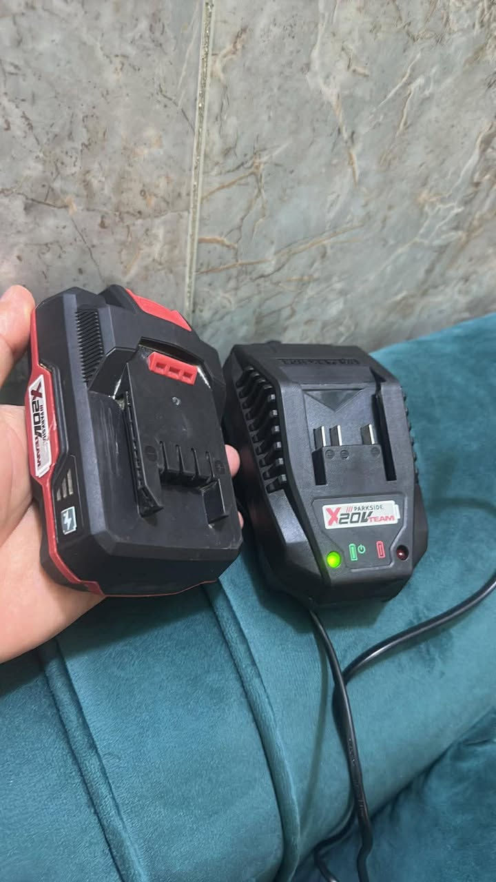 ◀️دريل باراكسايد همر كسار سرعتين 
◀️بطاريةاصلية 2 أمبير انتاج 2025
◀️شاحنة اصلية 
شرط الشغل 
السعر 75 الف مع التوصيل


**إذا كنت صاحب هذا الإعلان وتريد حذفه لأي سبب، رجاءا أرسل رسالة إلى الدعم الفني**