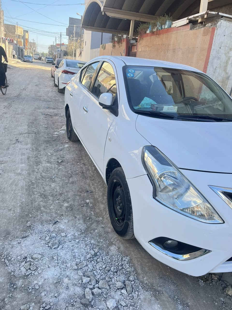 سلام عليكم نيسان صني لبيع. هندي بليته زركه. موديل 20 سياره جاهزه   وخير من الله رقم بغداد سنويه ل 31  كير ومكينه مكفوله  مكاني حله سعر 105 رقم ***********
